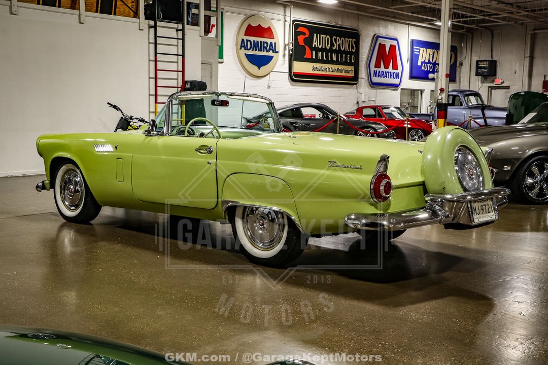 1956 Ford Thunderbird