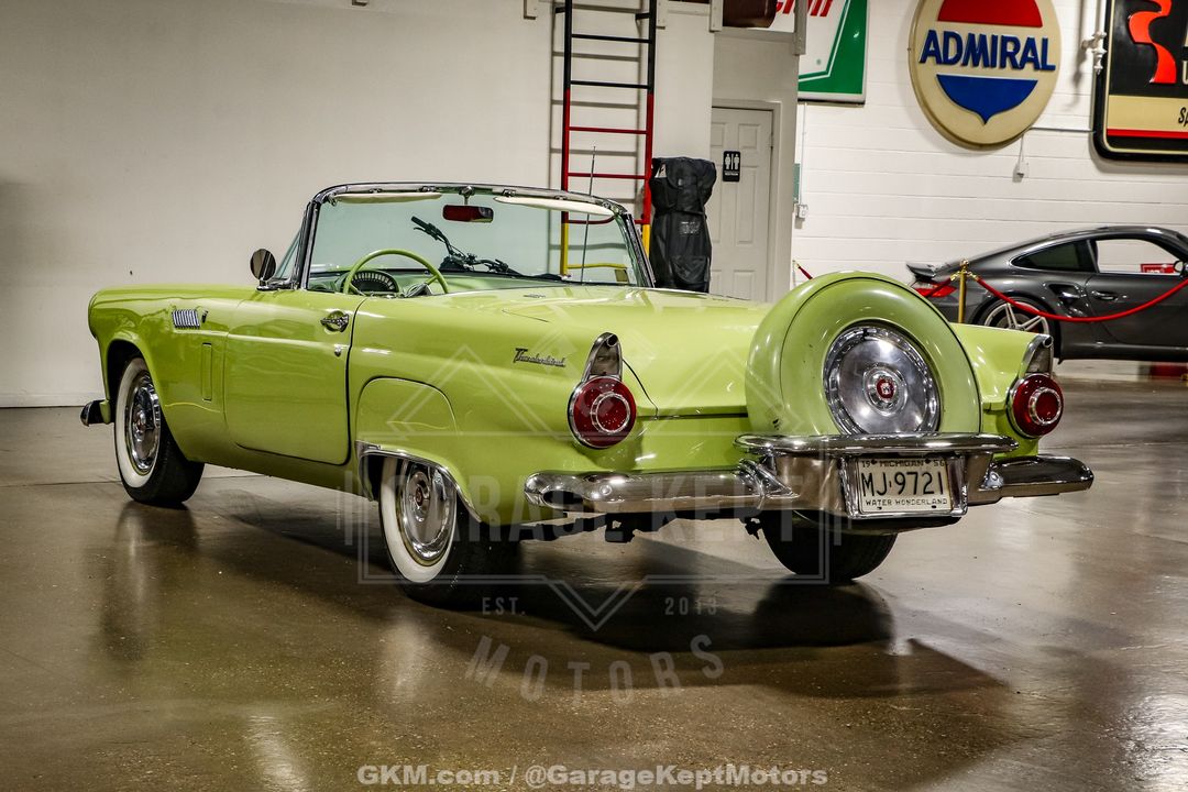 1956 Ford Thunderbird