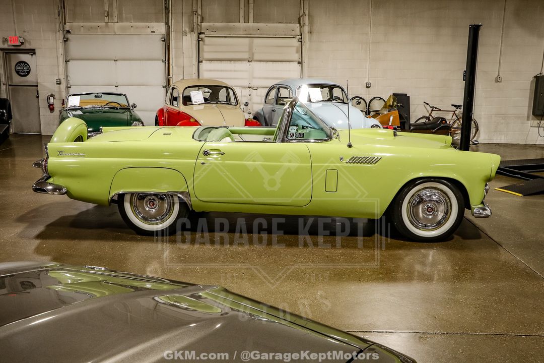 1956 Ford Thunderbird