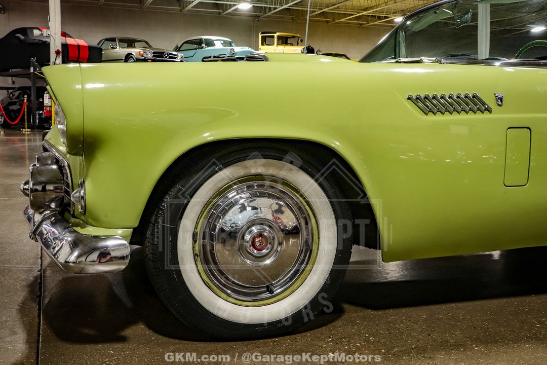 1956 Ford Thunderbird