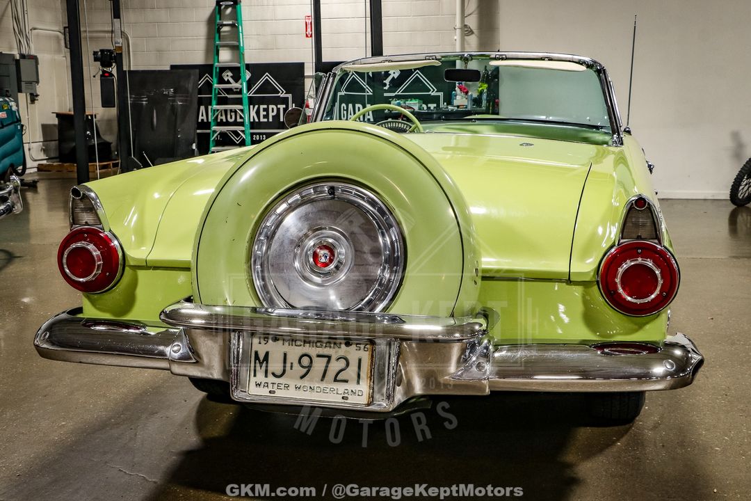 1956 Ford Thunderbird