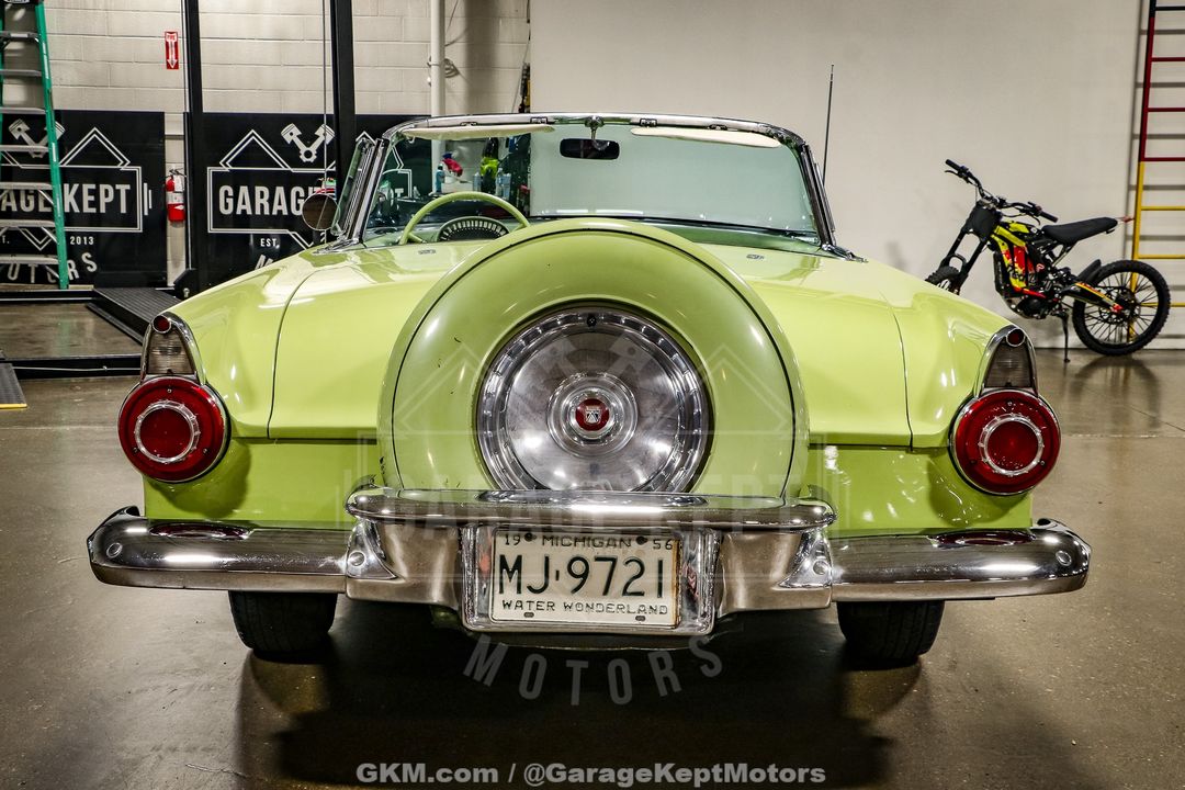 1956 Ford Thunderbird