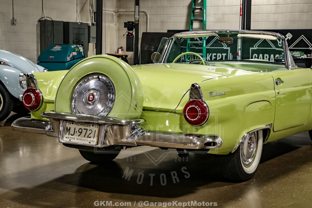 1956 Ford Thunderbird