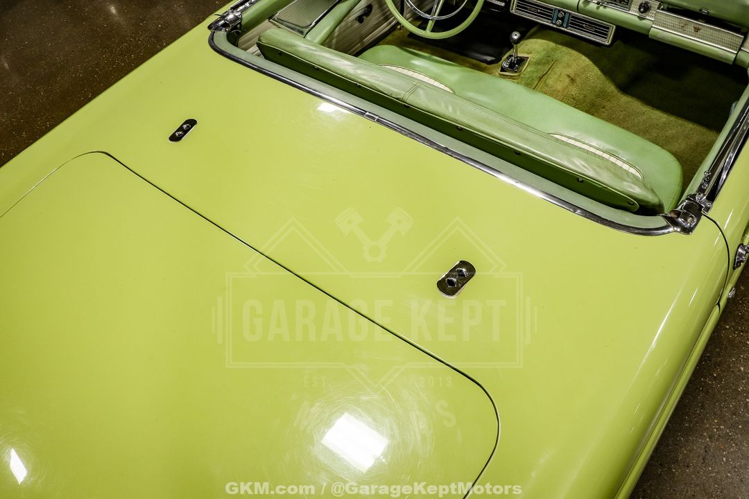 1956 Ford Thunderbird