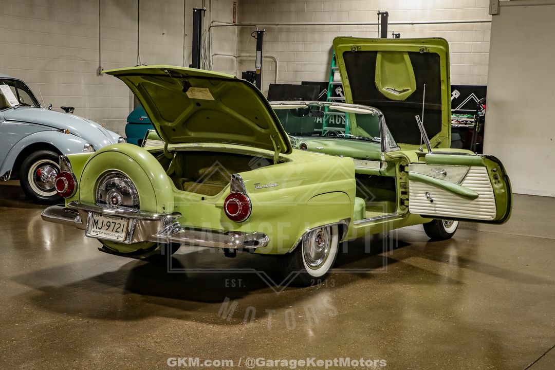 1956 Ford Thunderbird