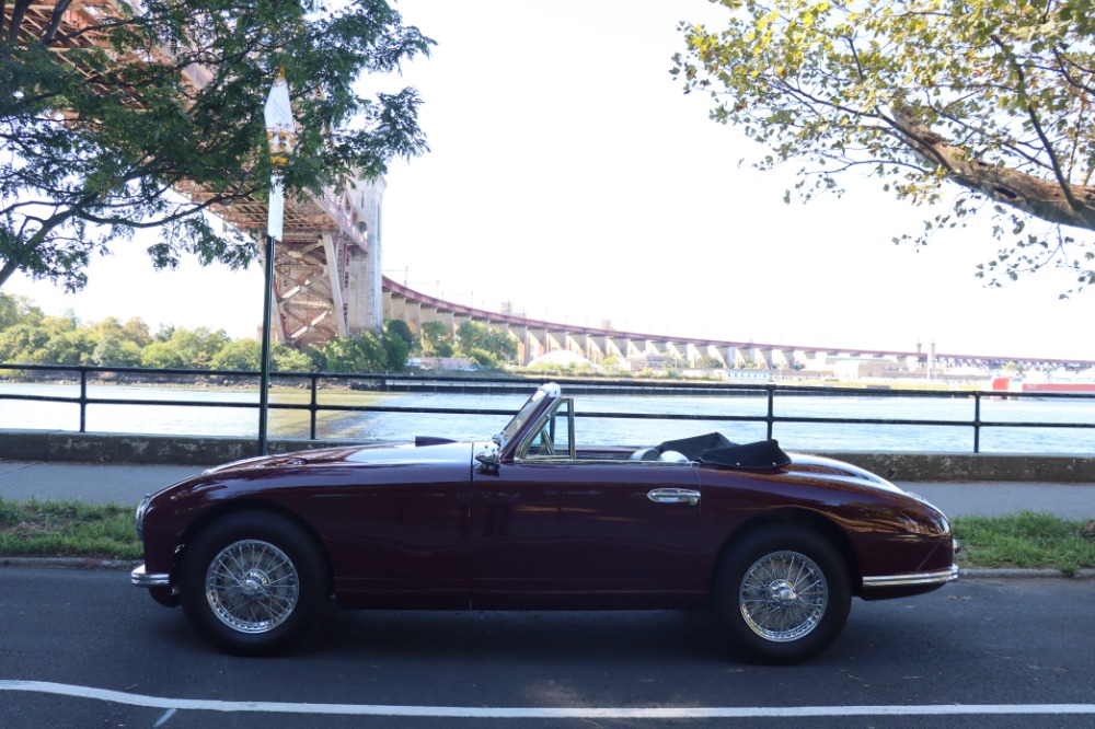 1953 Aston Martin DB2 Vantage