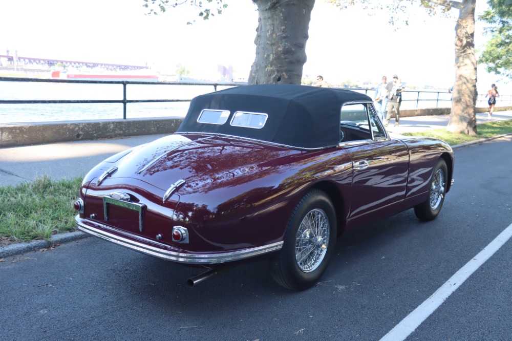 1953 Aston Martin DB2 Vantage
