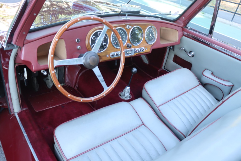 1953 Aston Martin DB2 Vantage