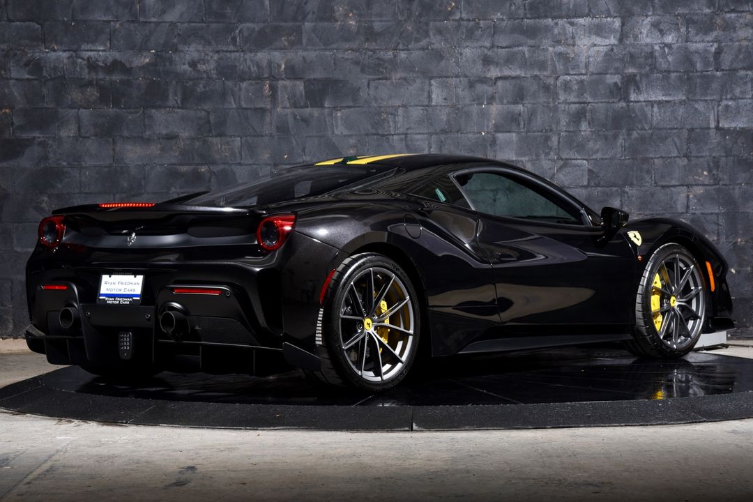 2020 Ferrari 488 Pista