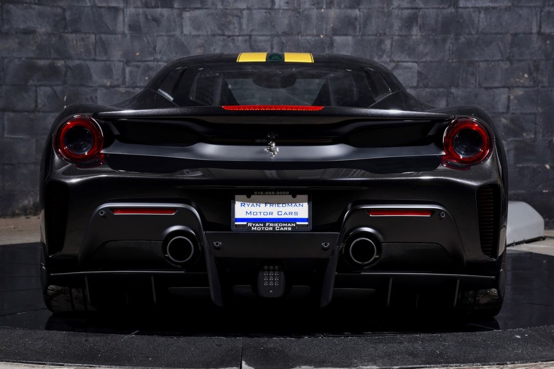 2020 Ferrari 488 Pista