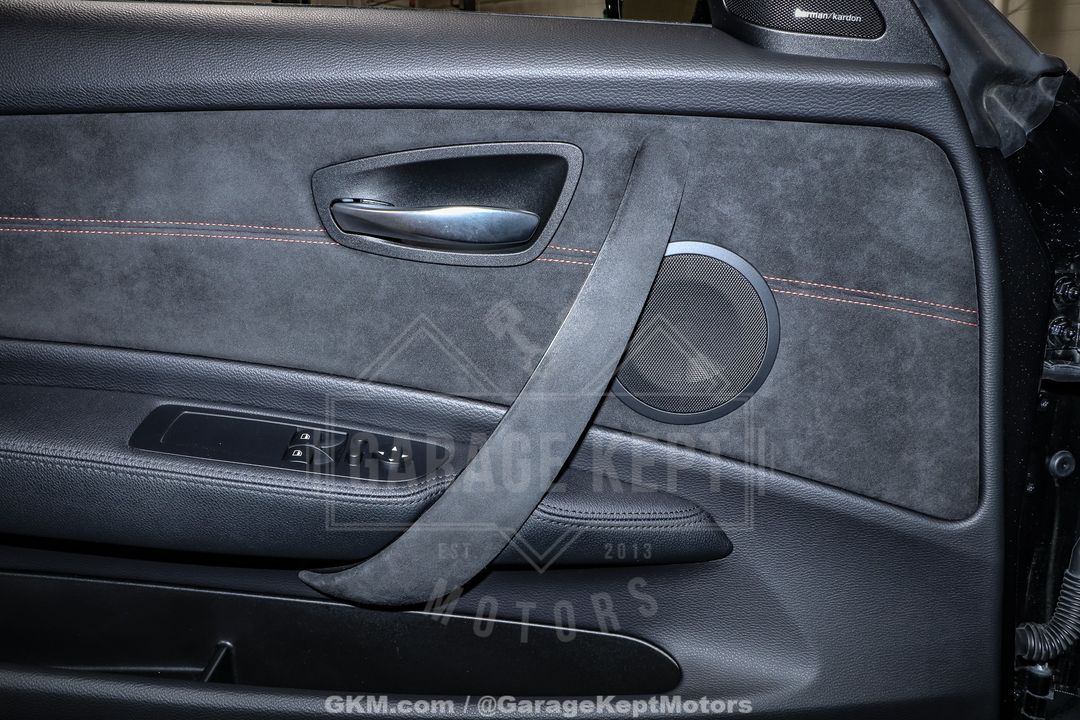 2011 BMW 1M