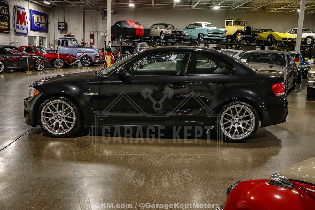 2011 BMW 1M