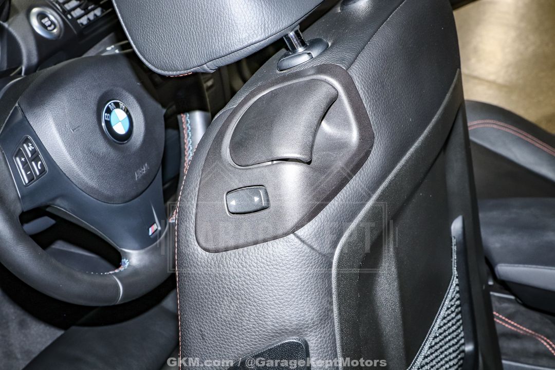2011 BMW 1M