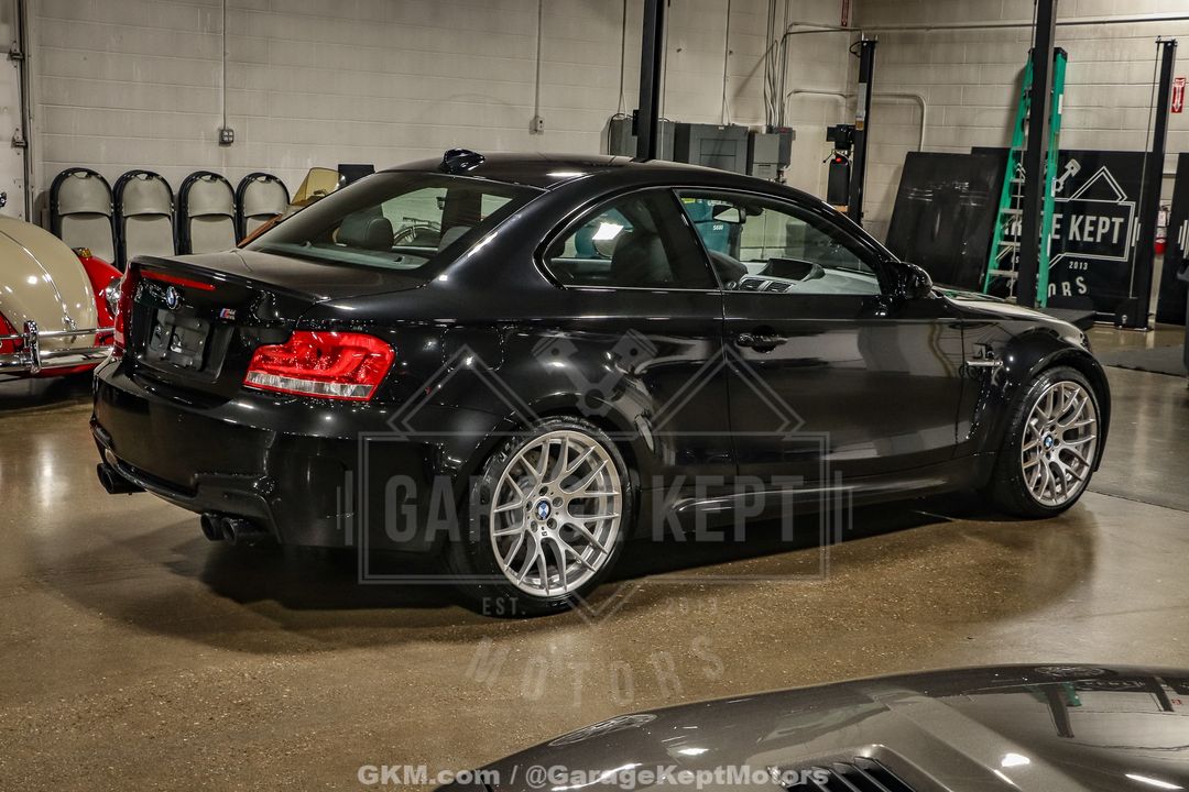 2011 BMW 1M