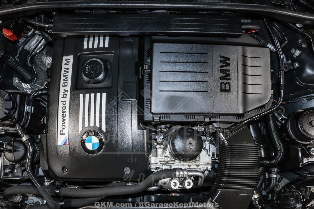 2011 BMW 1M