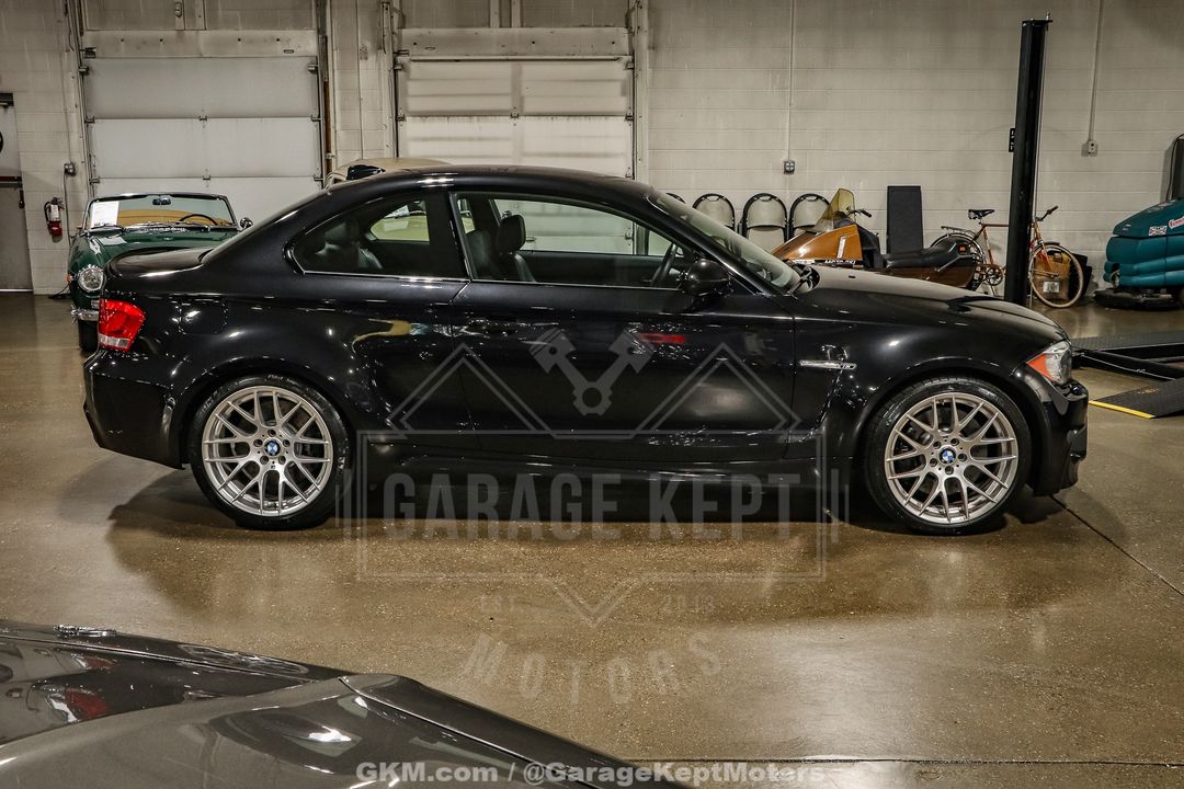 2011 BMW 1M