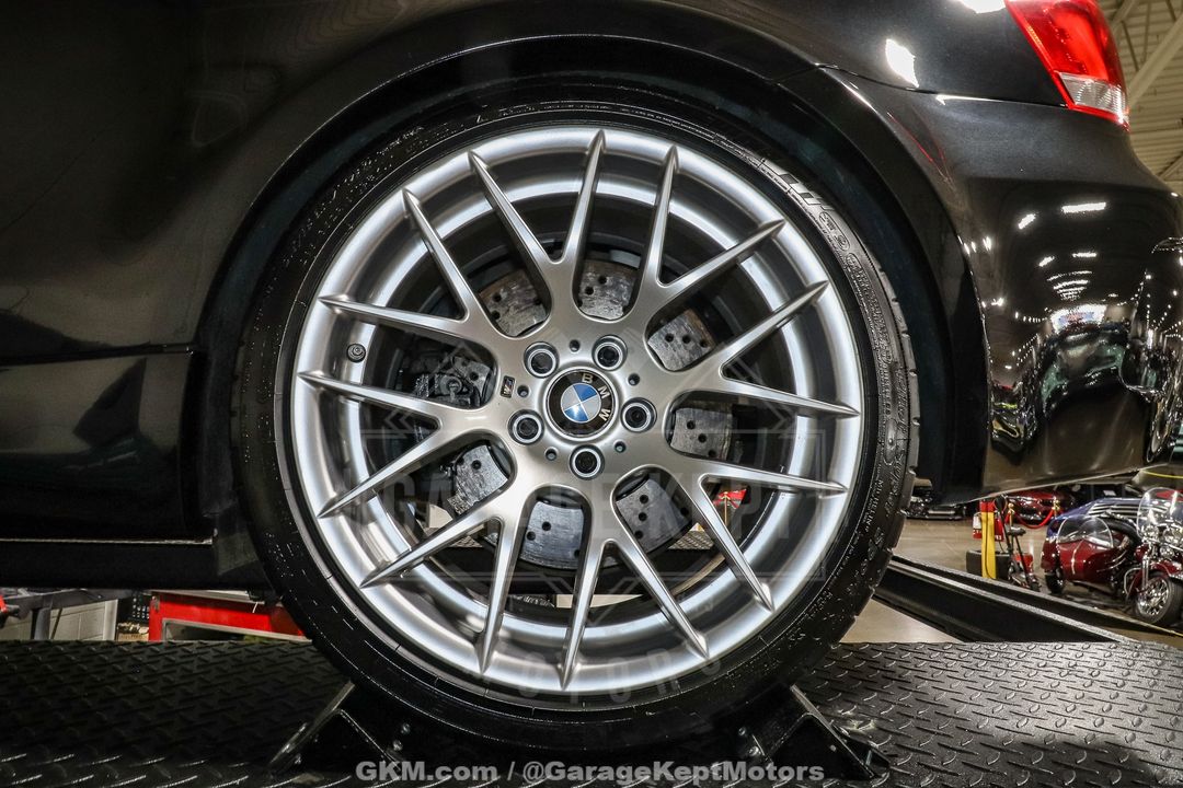 2011 BMW 1M
