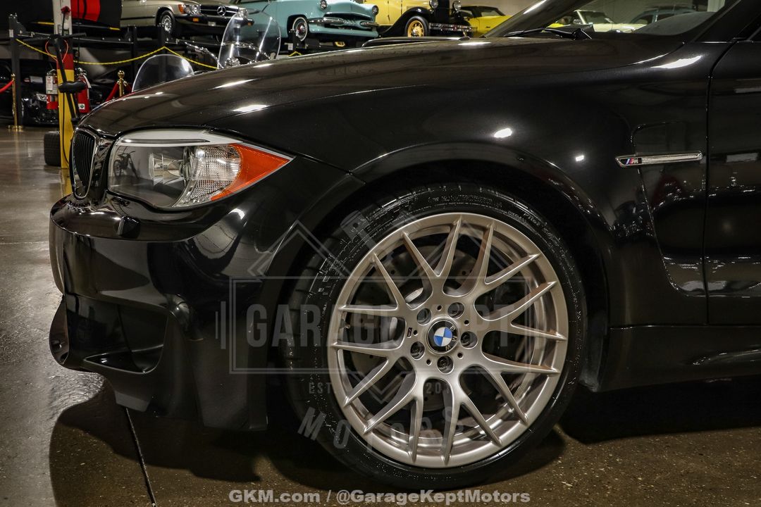 2011 BMW 1M