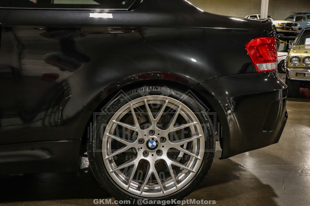 2011 BMW 1M
