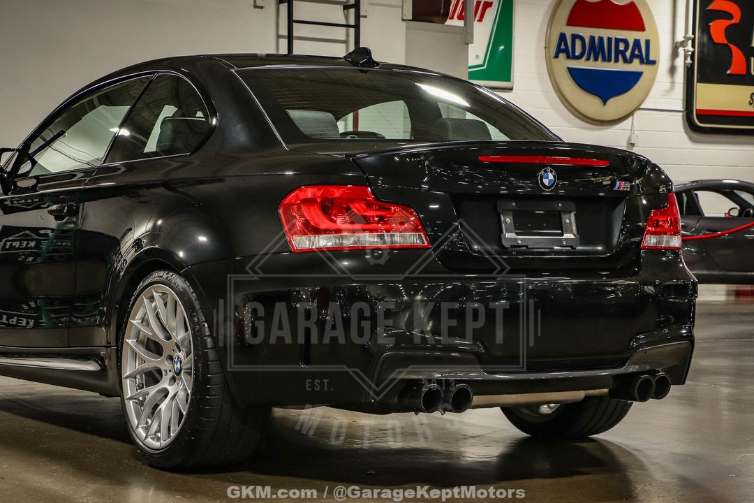 2011 BMW 1M