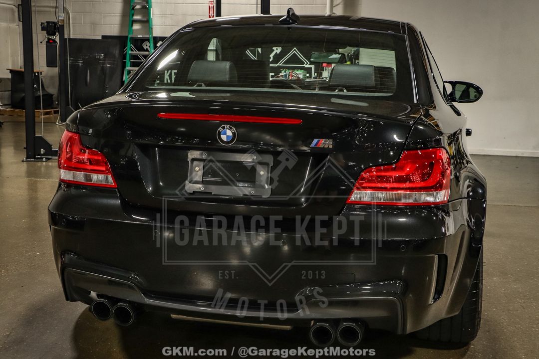 2011 BMW 1M