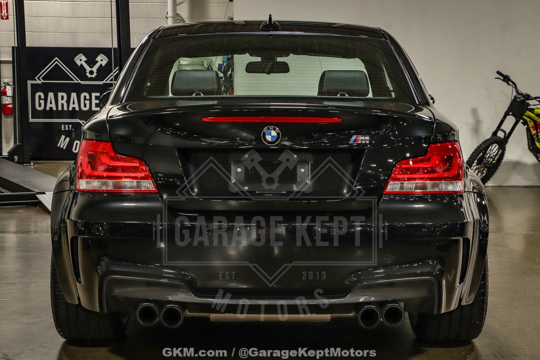 2011 BMW 1M