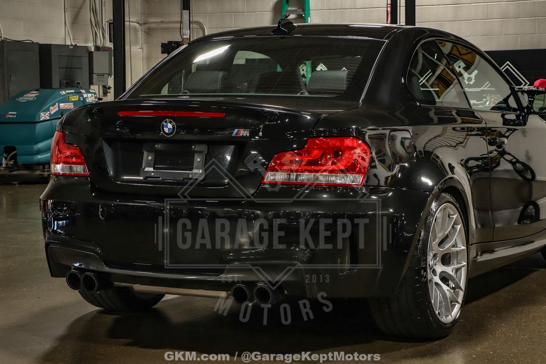 2011 BMW 1M