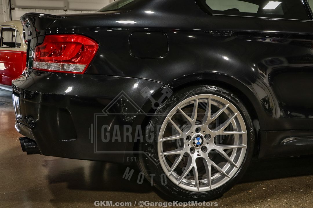 2011 BMW 1M