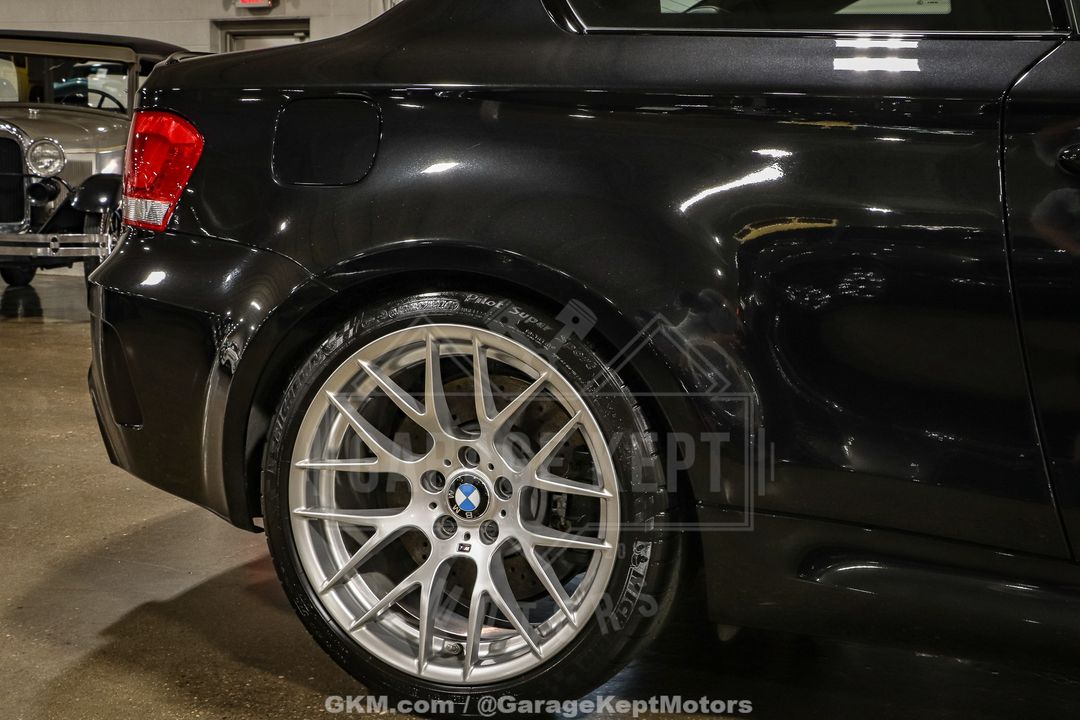 2011 BMW 1M