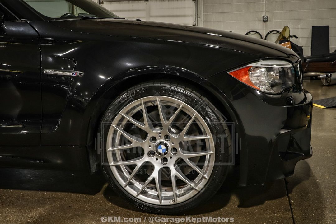 2011 BMW 1M