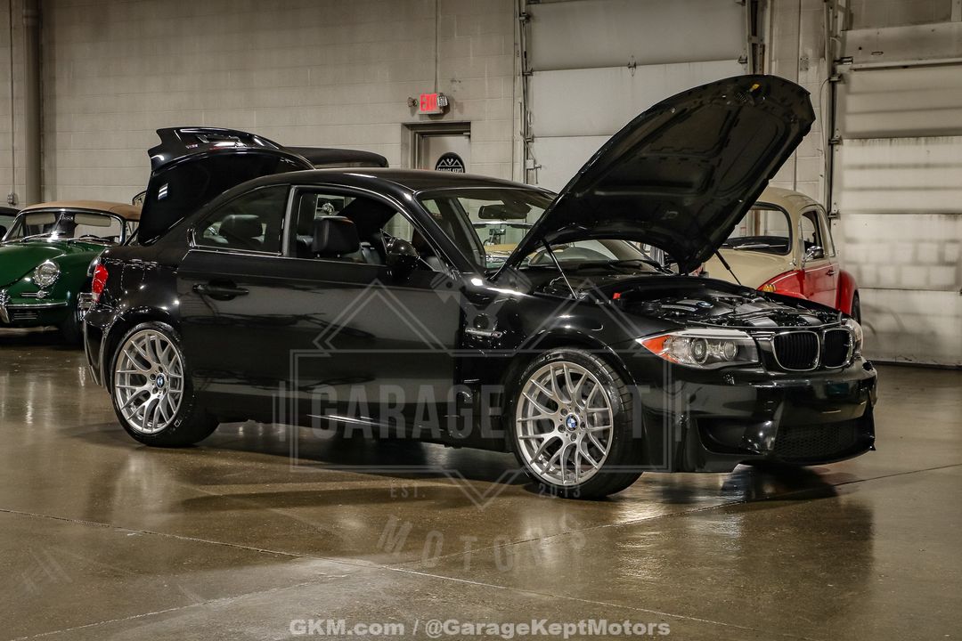 2011 BMW 1M