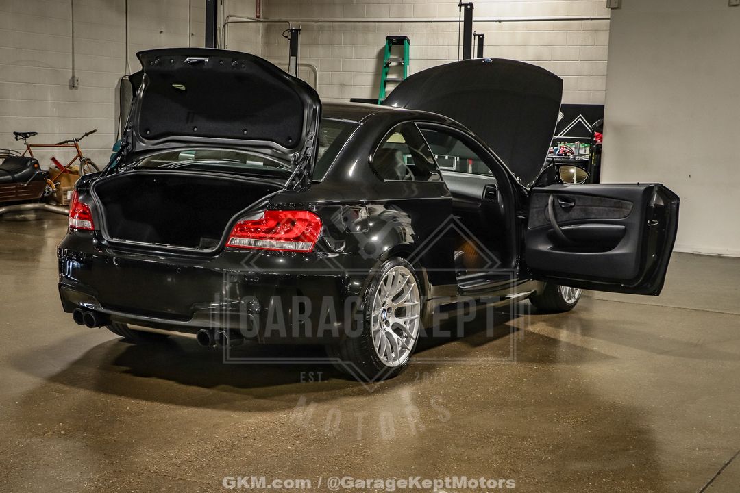 2011 BMW 1M