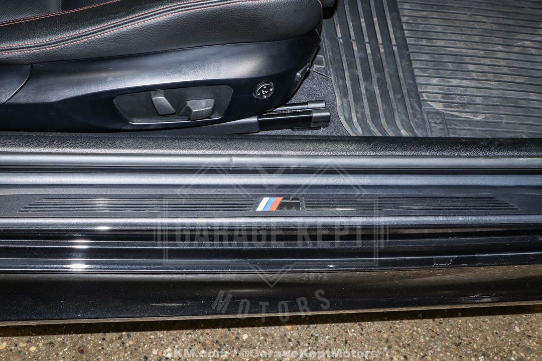 2011 BMW 1M