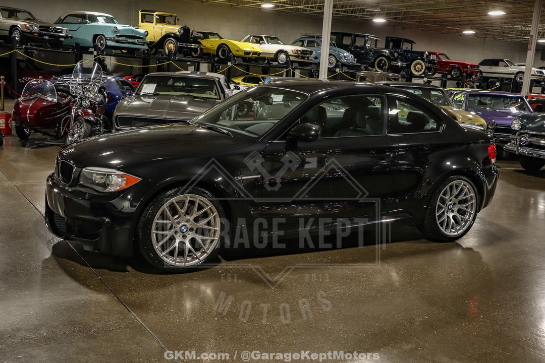 2011 BMW 1M