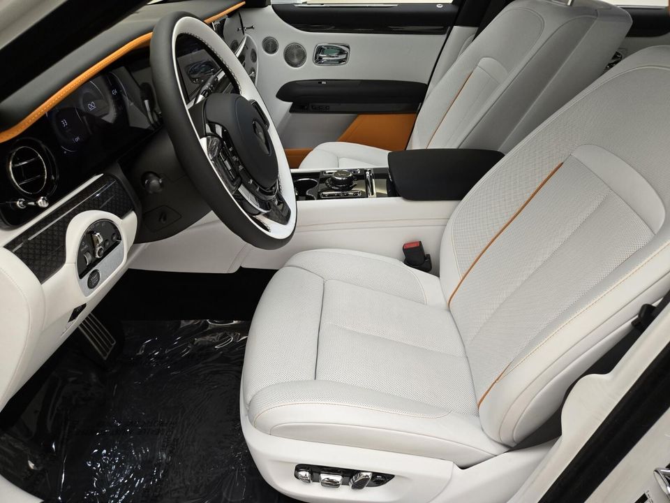 2025 Rolls-Royce Ghost