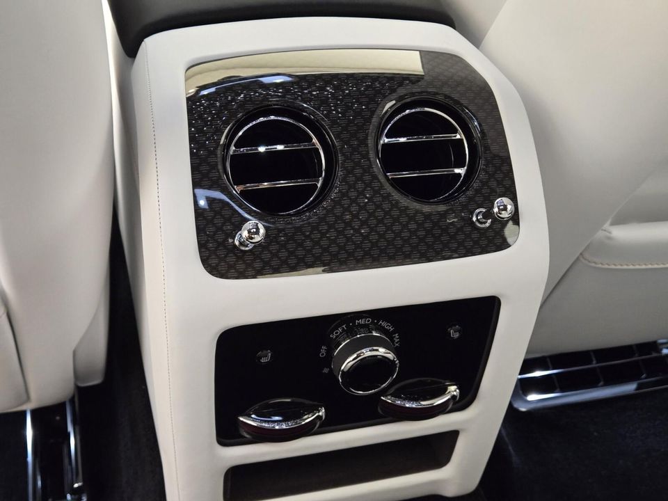 2025 Rolls-Royce Ghost