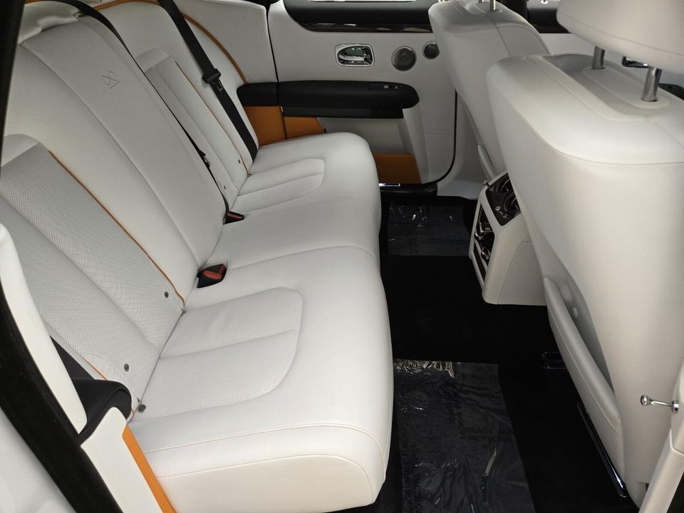 2025 Rolls-Royce Ghost