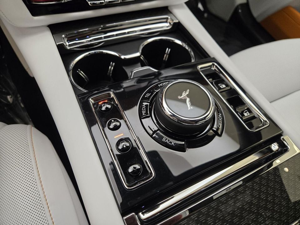 2025 Rolls-Royce Ghost