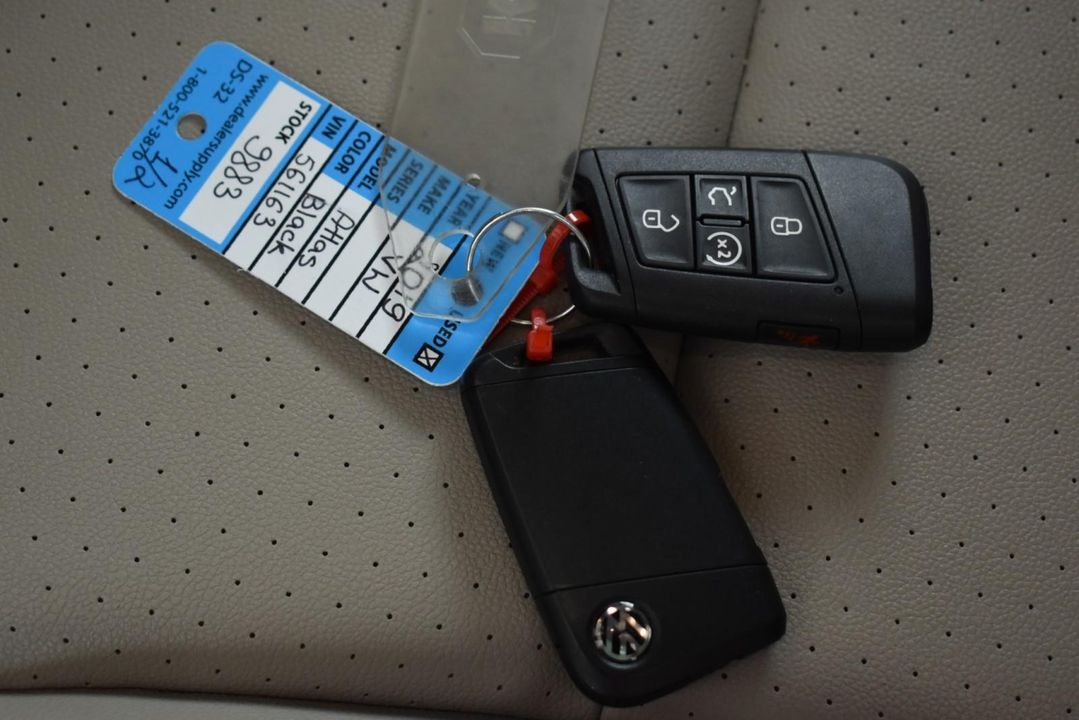 2019 Volkswagen Atlas 3.6L V6 SEL 4MOTION, ONE OWNER, LOW MILEAGE, WELL-MAINTAINED WITH REG