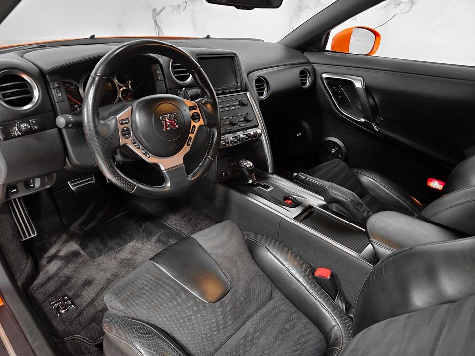 2010 Nissan GT-R