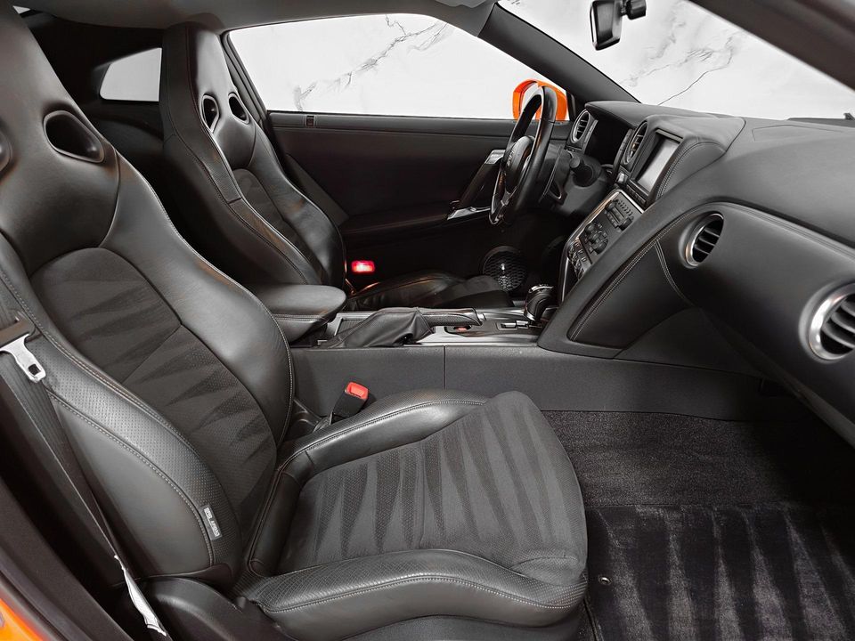 2010 Nissan GT-R