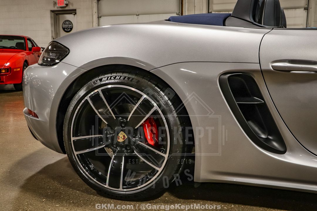 2024 Porsche 718 Boxster
