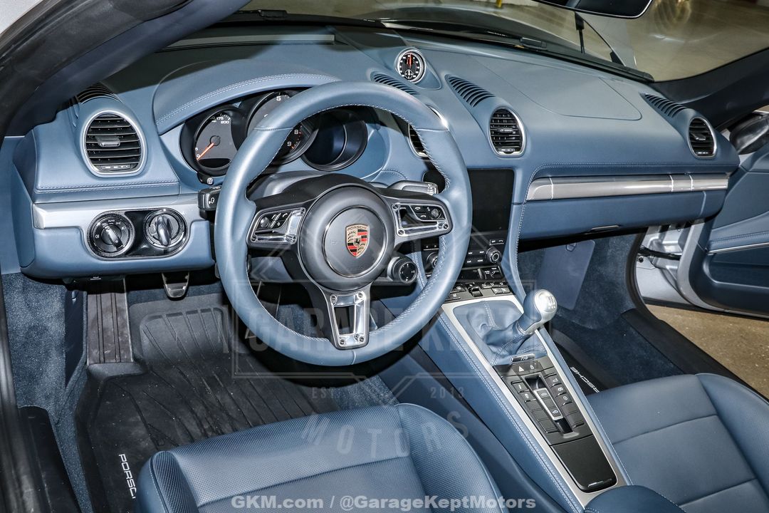 2024 Porsche 718 Boxster