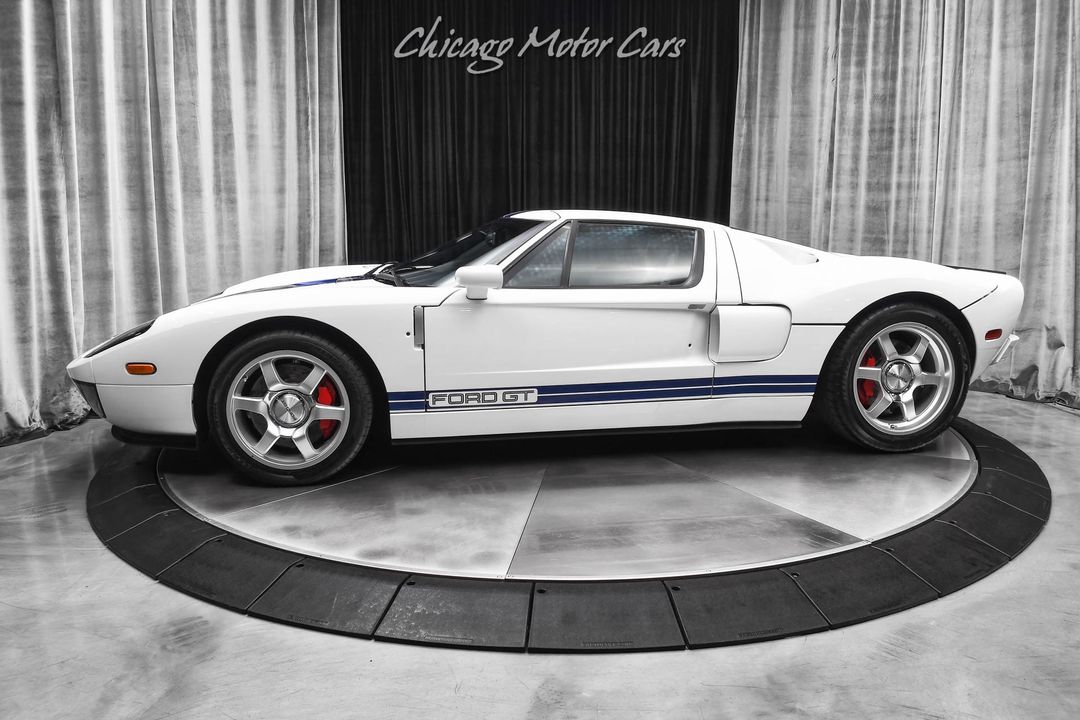 2005 Ford GT