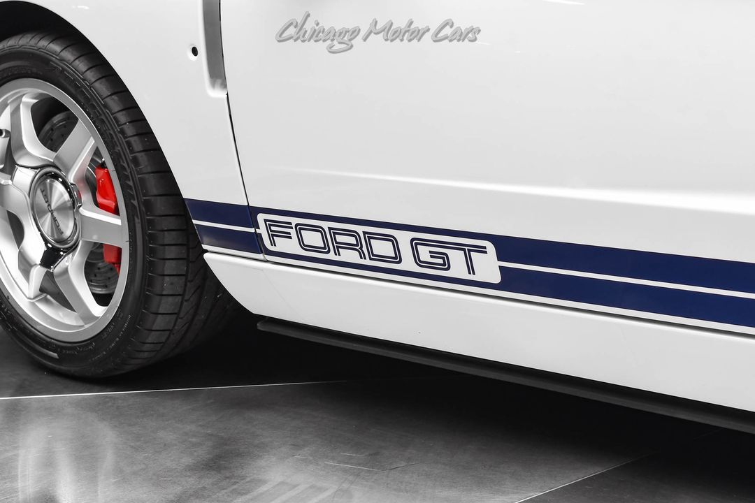 2005 Ford GT