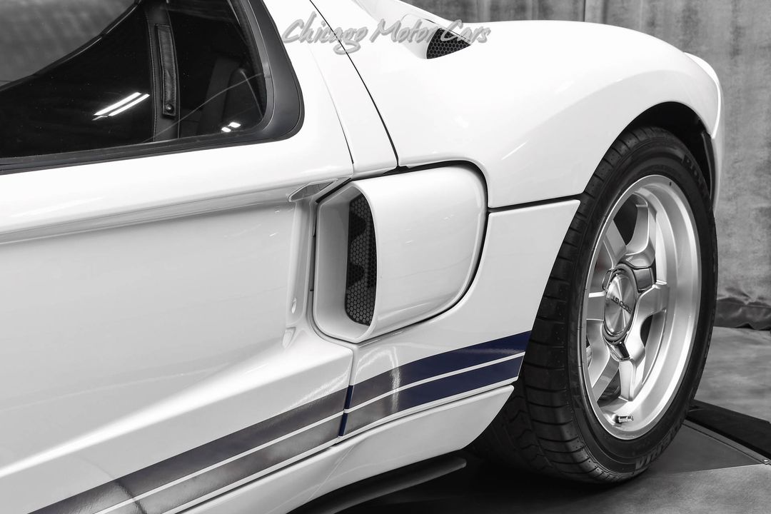 2005 Ford GT