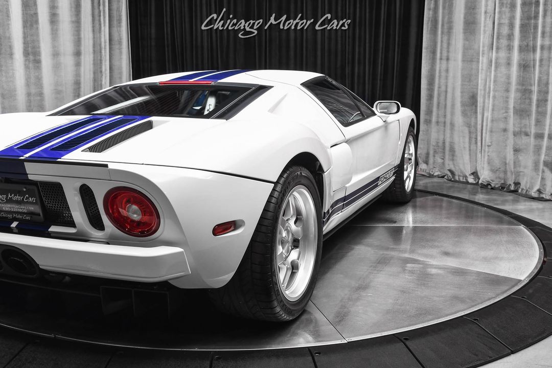 2005 Ford GT