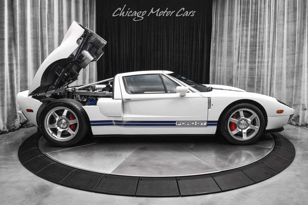 2005 Ford GT