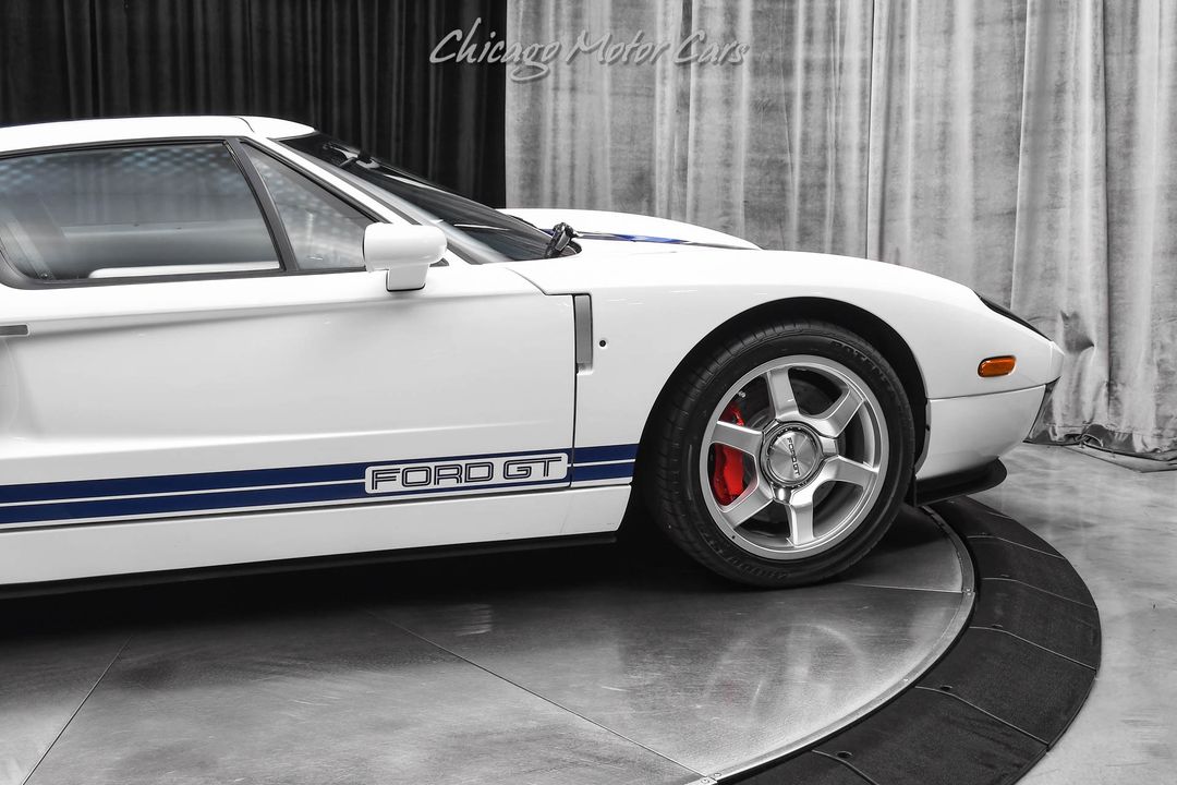2005 Ford GT