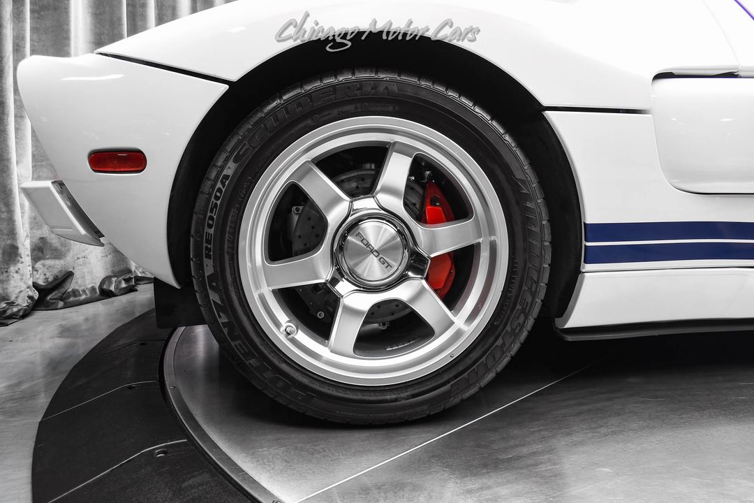 2005 Ford GT